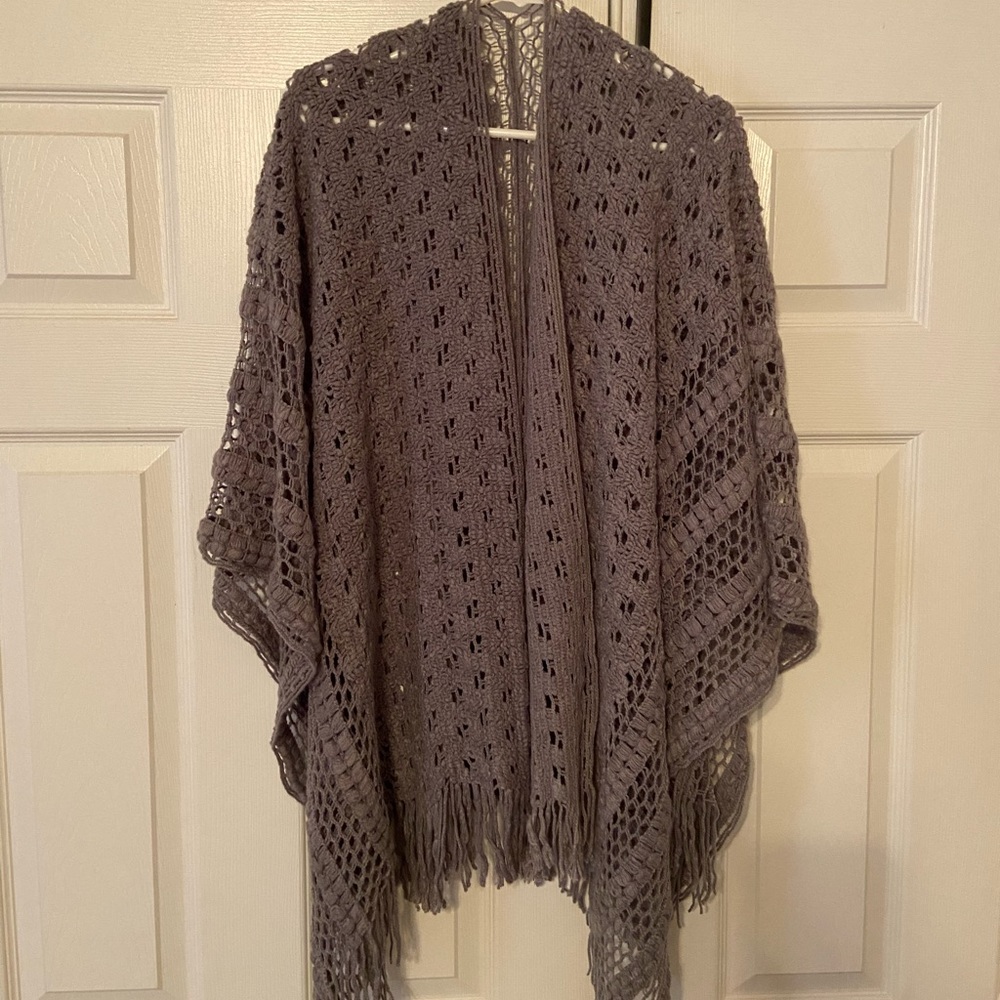 Beautiful gray ruana/shawl.